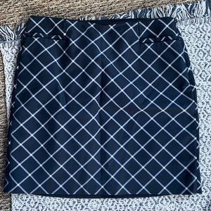 White House Black Market size 6 skirt